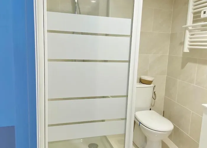 Independant A Avec Terrasse, Proche Aeroport Cdg Roissy-en-France